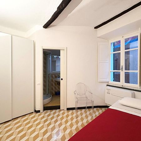 Vernazza Marina Beachfront Apartment Exterior photo