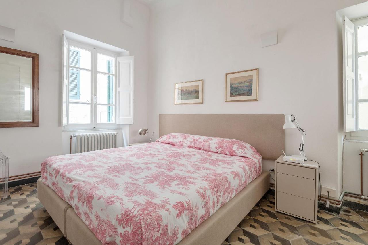 Vernazza Marina Beachfront Apartment Exterior photo